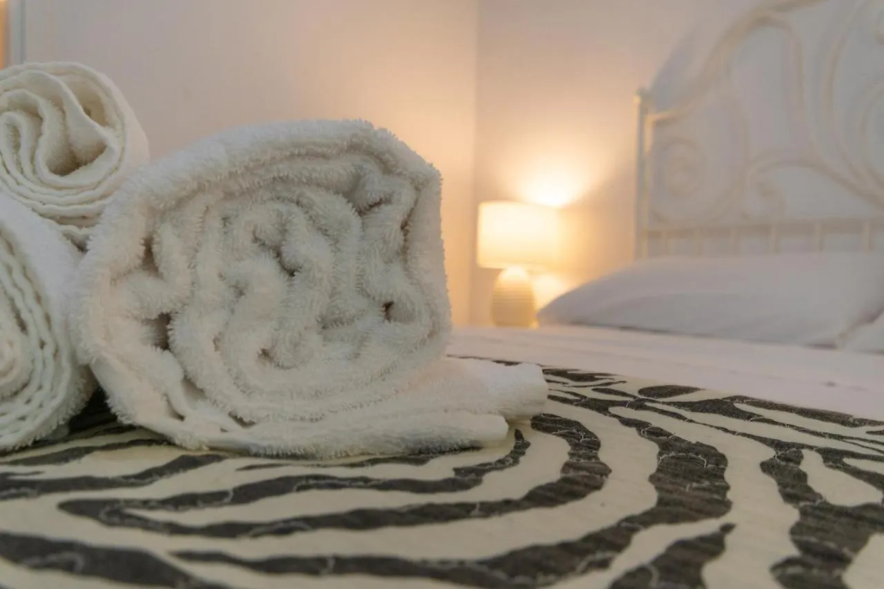 Vercelli Guest House near San Giovanni Roma Appartamento