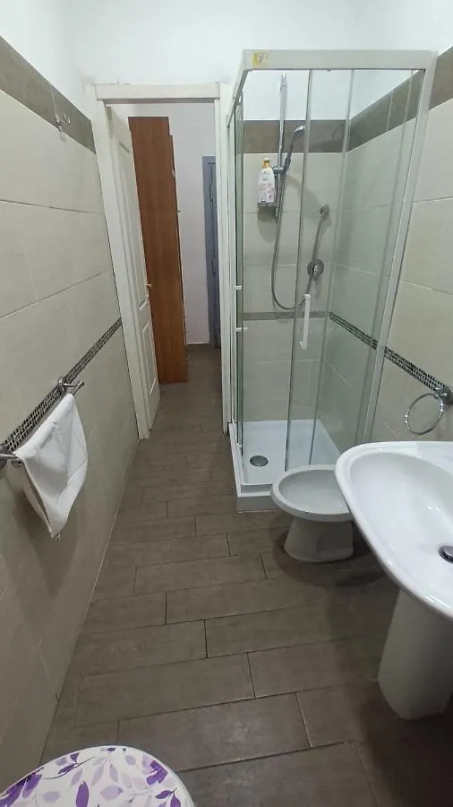 Vercelli Guest House near San Giovanni Roma Appartamento