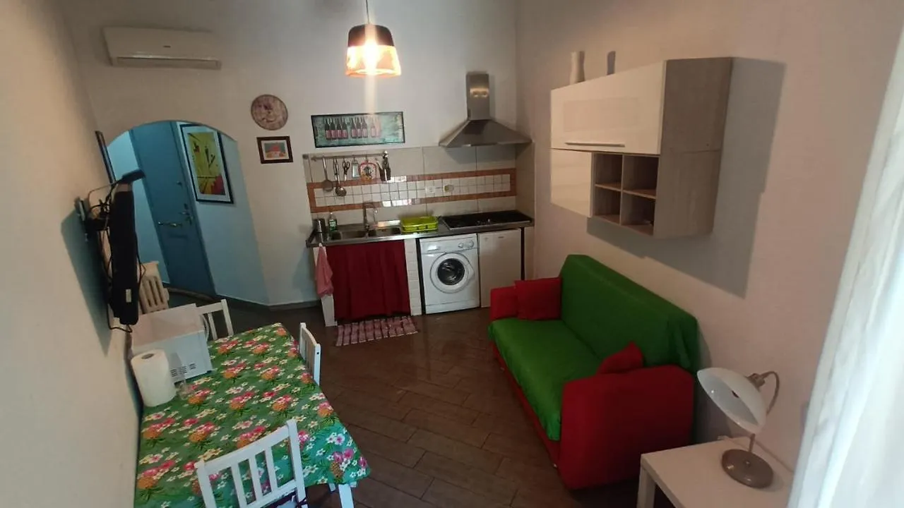 Vercelli Guest House near San Giovanni Roma